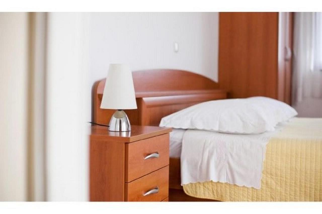 Apartments Mirko เซเกต วรันยีชา ภายนอก รูปภาพ
