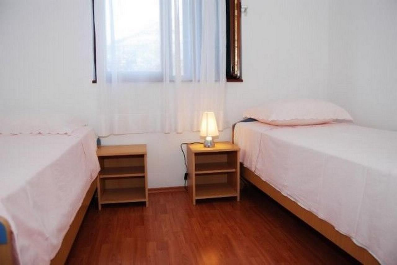 Apartments Mirko เซเกต วรันยีชา ภายนอก รูปภาพ